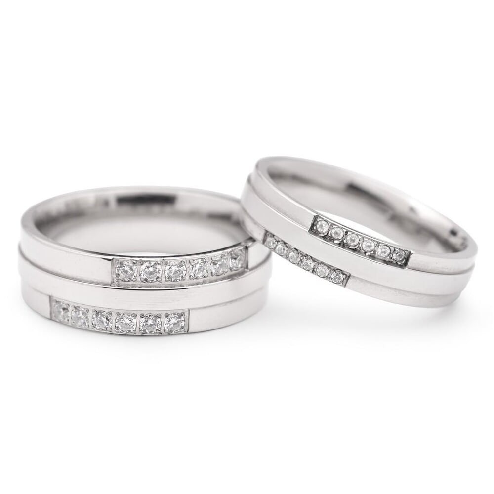 Золотые обручальные кольца с бриллиантами "VMA 125"