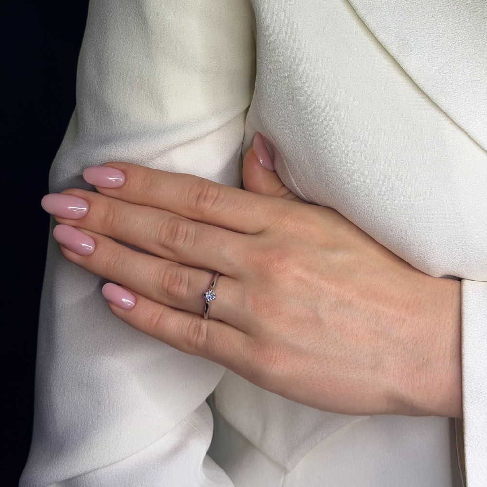 Помолвочное кольцо с Бриллиантом "Единственная 81"