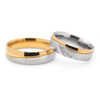 Золотые обручальные кольца с бриллиантами "VKA 102"