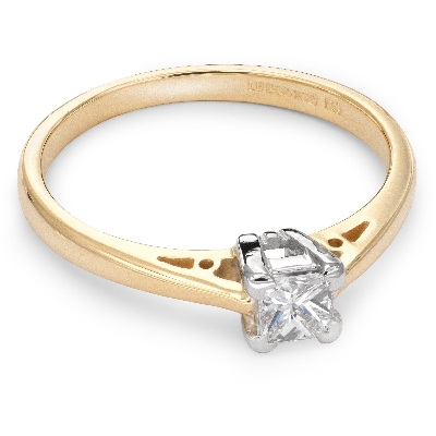 Помолвочное кольцо с Aлмазом "Принцесса 18"
