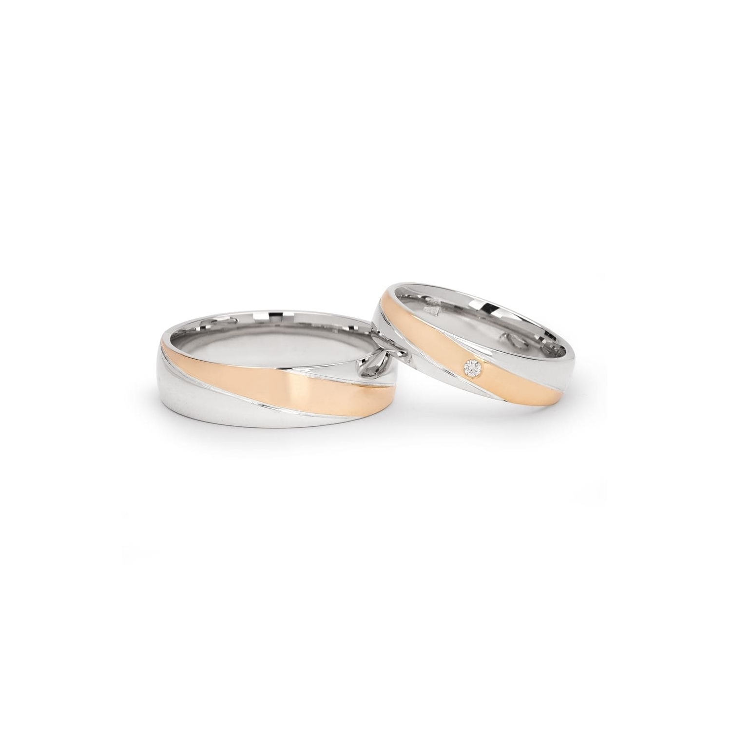 Золотые обручальные кольца с бриллиантами "VKA 099"