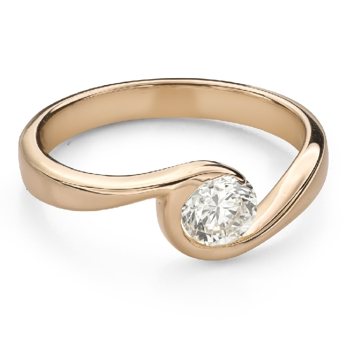 Zelta gredzens ar briljantu "Mīlestības apskāvienos 103"