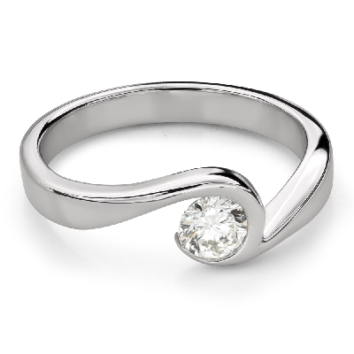 Помолвочное кольцо с Бриллиантом "В объятиях любви 105"