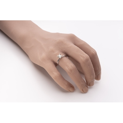 Помолвочное кольцо с Бриллиантом "Богиня 404"