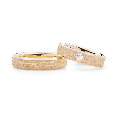 Золотые обручальные кольца с бриллиантами "VKA 350"