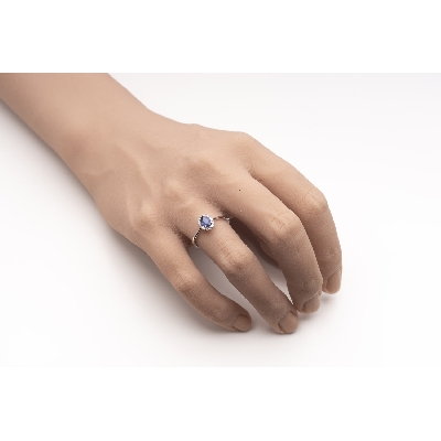 Помолвочное кольцо с драгоценными камнями "Сапфир 62"